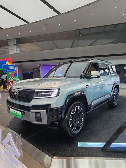 广州花都区迅润翰企业管理咨询比亚迪方程豹硬派越野的爆款，英菲尼迪35周年与你共成长
